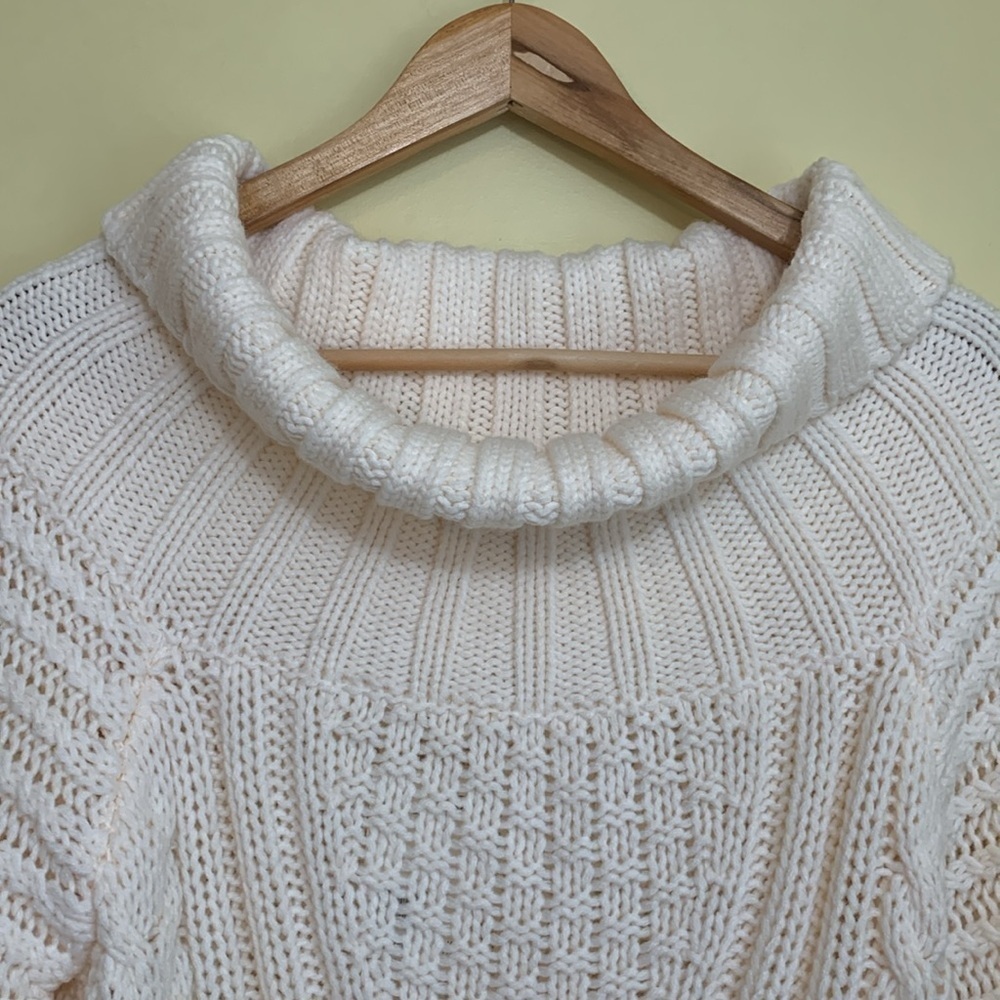 H & M | NWT Cream Chunky Knit Long Sleeve Cowl Neck Pointelle Sweater S - Picture 7 of 15